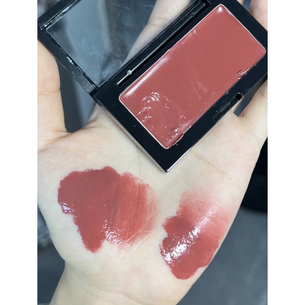 Son Glamcolour dưỡng ẩm bóng môi