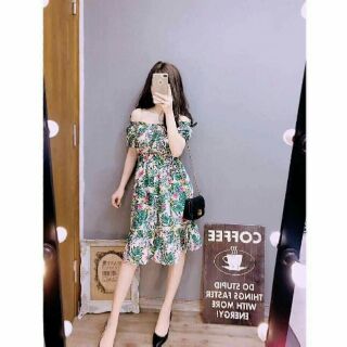XẢ Váy xanh hoa lá trễ vai còn S