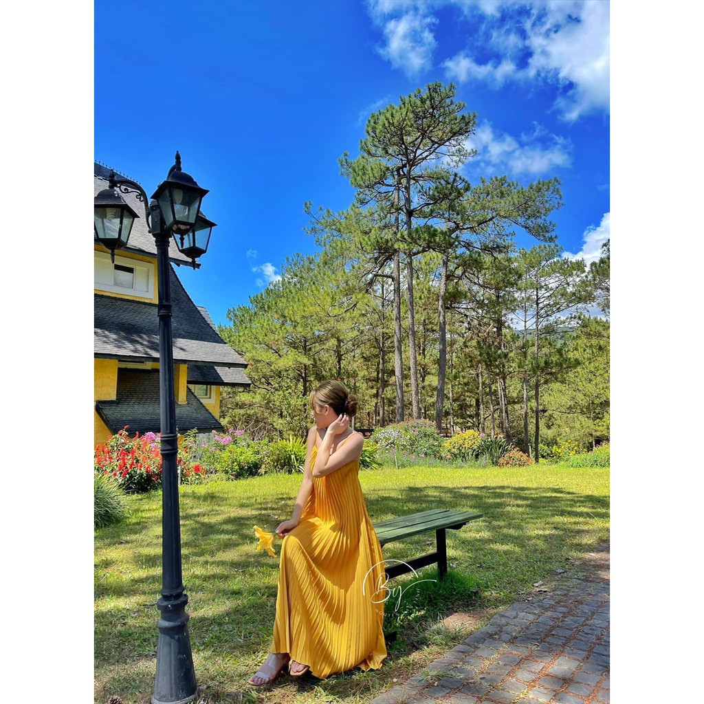 [HOT HIT] Maxi Lụa 2 Dây Dập Li Mặc Suông Hay Thắt Dây Freesize - Đầm 2 Dây Dáng Suông Bất Chấp Mọi Kích Thước | BigBuy360 - bigbuy360.vn