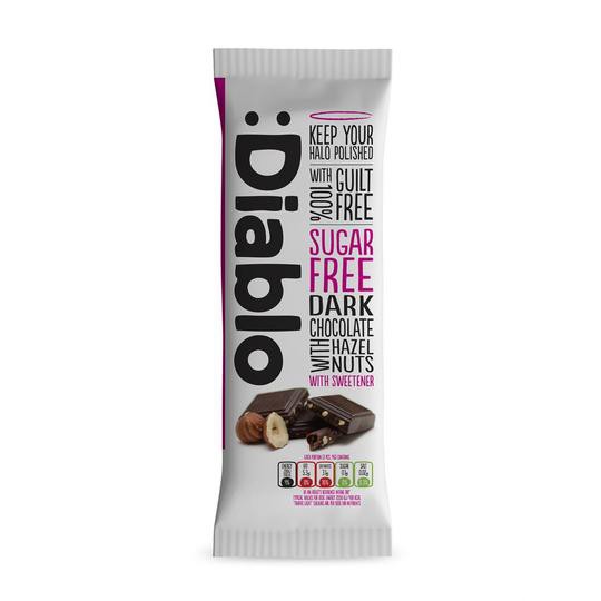Socola đen không đường và hạt hazelnut Daiblo
