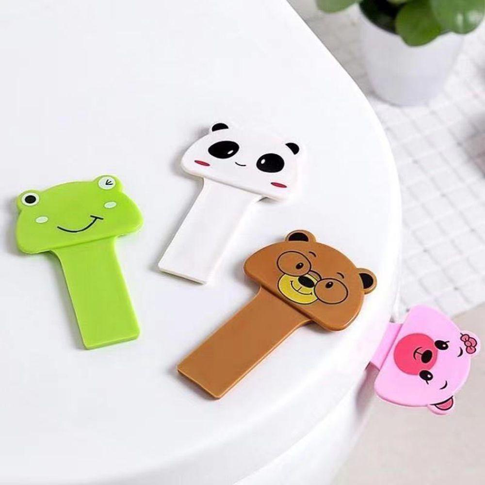 [COD] Bàn Nâng Bệ Ngồi Toilet Tự Dính Hình Động Vật Dễ Thương Tránh Chạm Tay Cầm