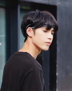 Headband nam nữ.