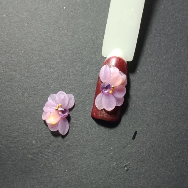 Hoa bột ngành nail