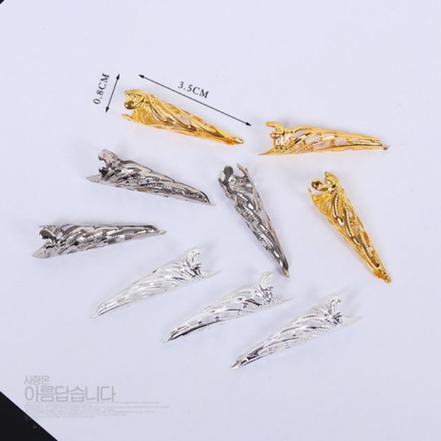 Mũ nhọn trùm tua rua điêu khắc ( gói 30 cái)