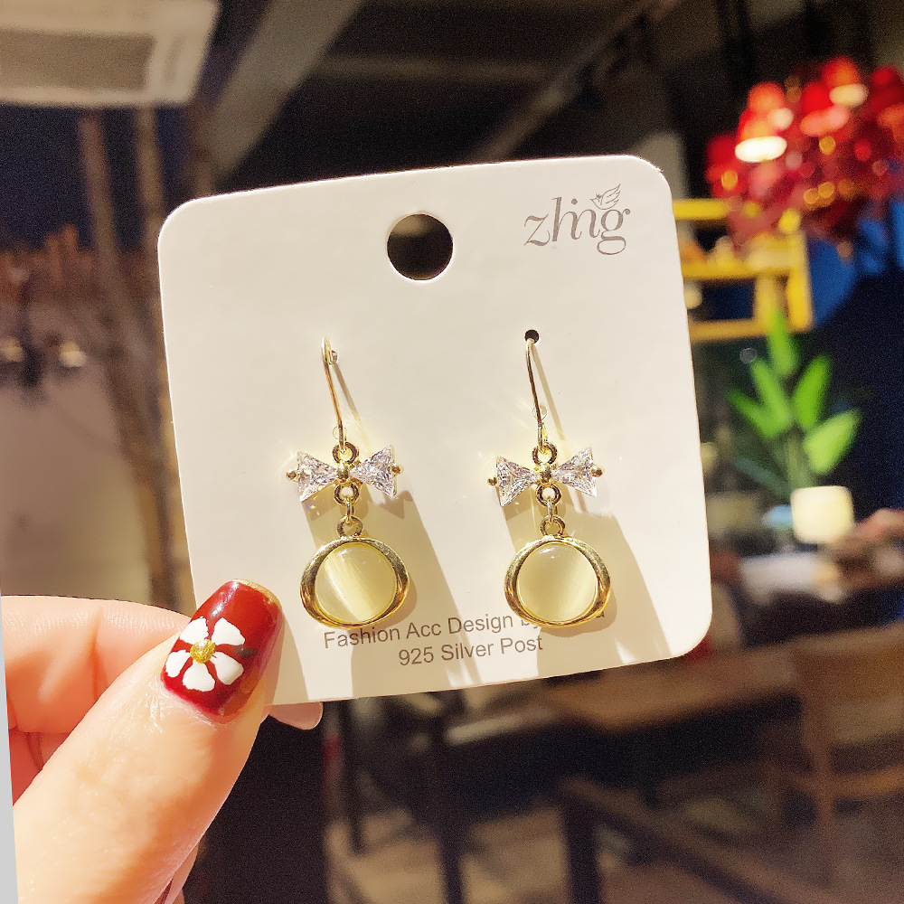 Khuyên tai nơ đính đá zircon phối mặt opal thanh lịch thời trang