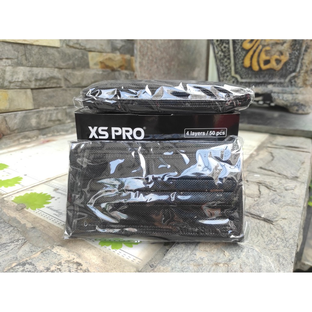 Khẩu Trang Y Tế XS PRO 4 Lớp Màu Đen (Hộp 50 Cái)