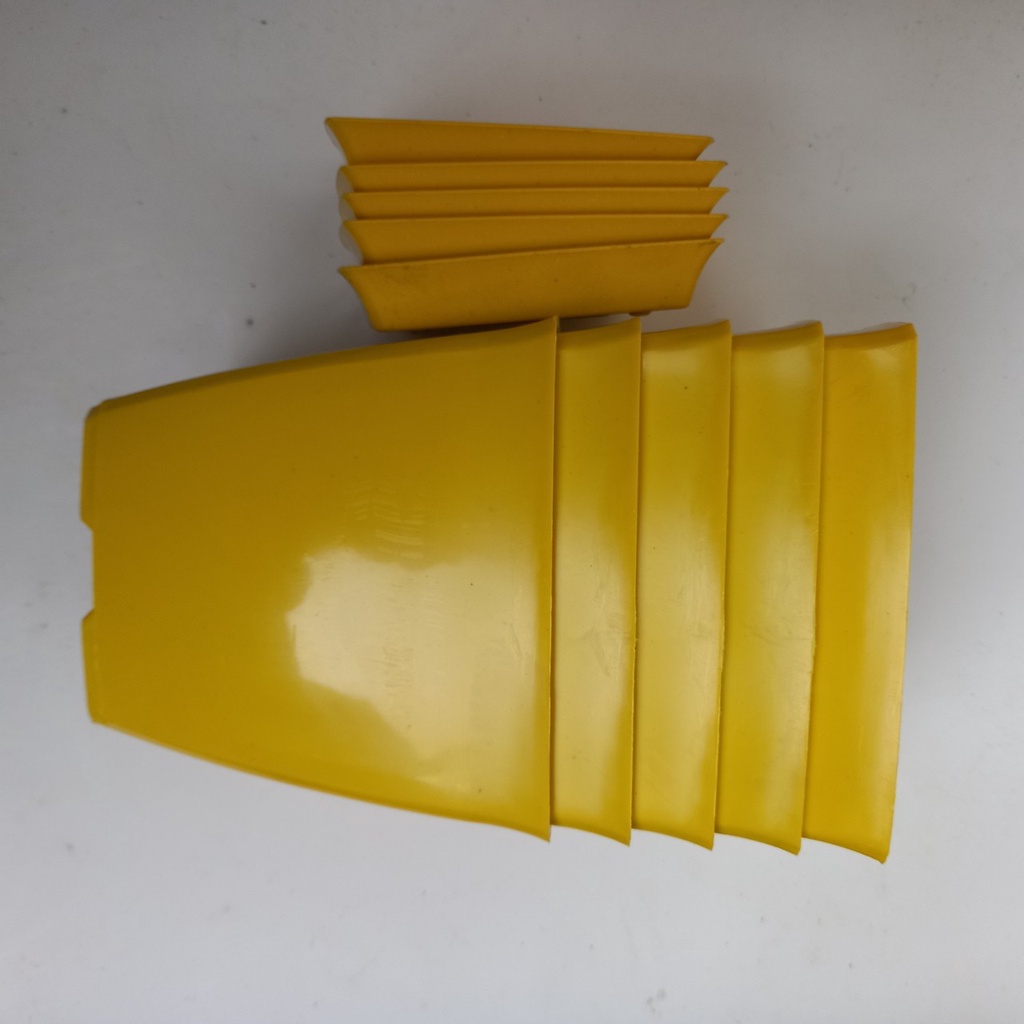 combo 5 chậu vuông v20, v16 kèm 5 đĩa, Chậu nhựa vuông trồng cây