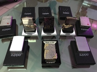 Zippo ''Hoa văn cổ điển''