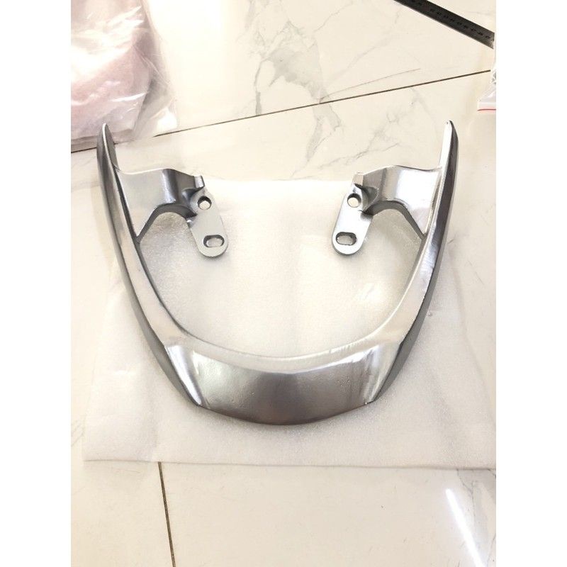 Cảng mio gắn sirius