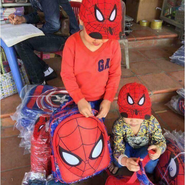 set balo người nhện(balo+mũ+hộp bút)
