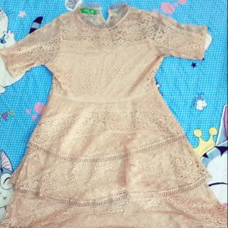 Váy bầu đồ đã qua sử dụng 1 lần. Tất cả còn mới nguyên nhé. Bầu chỉ mặc quần áo 1 thời gian nên mua đồ.đắt tiếc tiền lắm