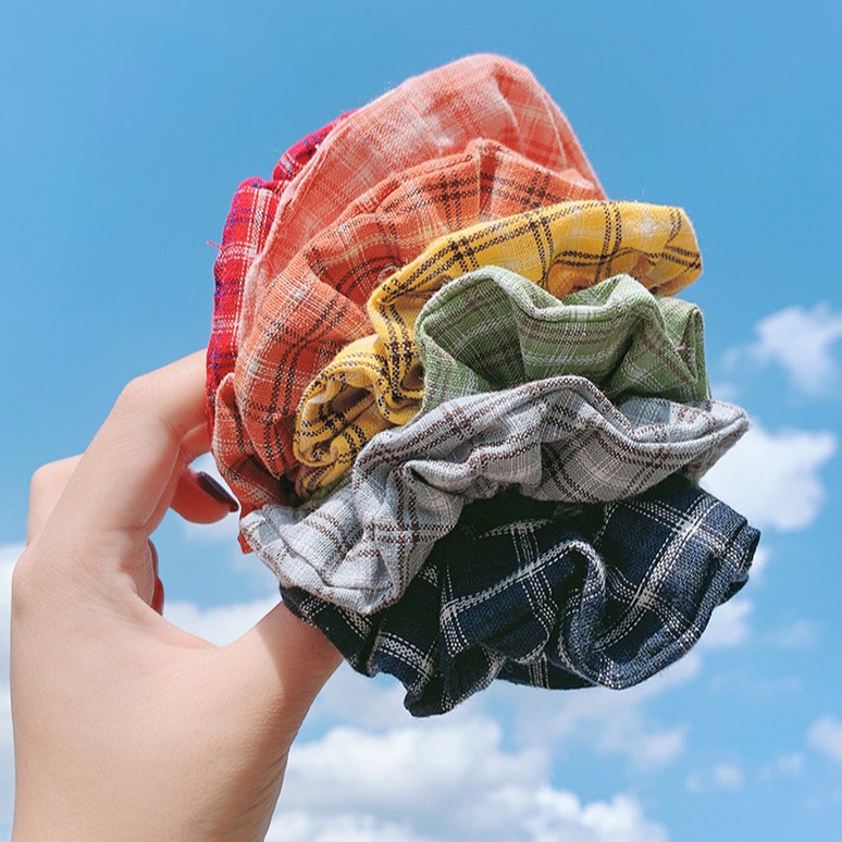 Cột Tóc Scrunchies Tròn Lớn Vải Caro Nhiều Màu