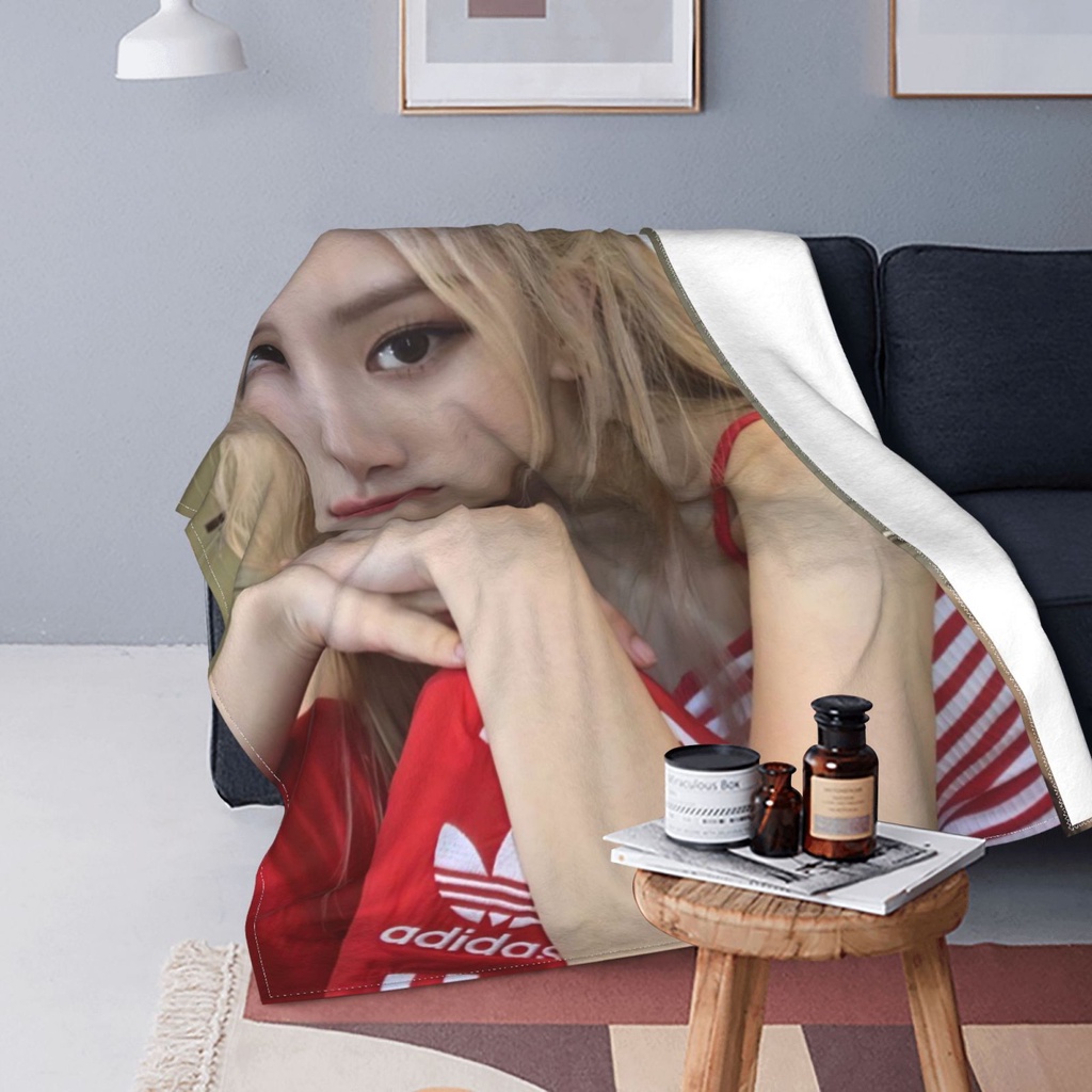 Chăn Bông In Hình Blackpink ROSE