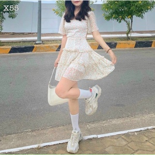 ĐẦM HOA HỞ LƯNG