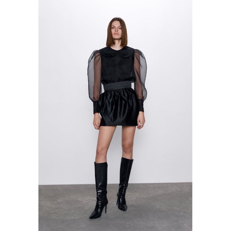 Chân váy đen phồng Zara