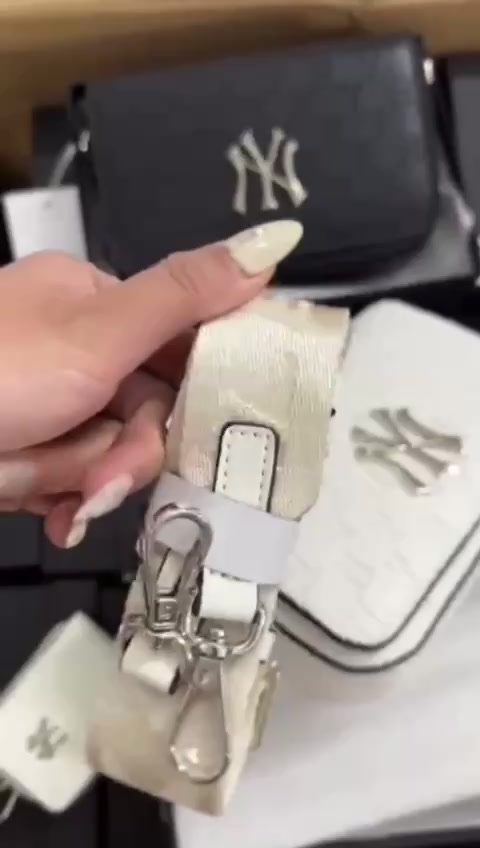 Túi MLB Da Dập Vân Nổi Chữ Ny Hàng Full Box Tặng Kèm Ví Size 20 Cao Cấp Trẻ Trung Phong Cách Hàn Quốc | BigBuy360 - bigbuy360.vn