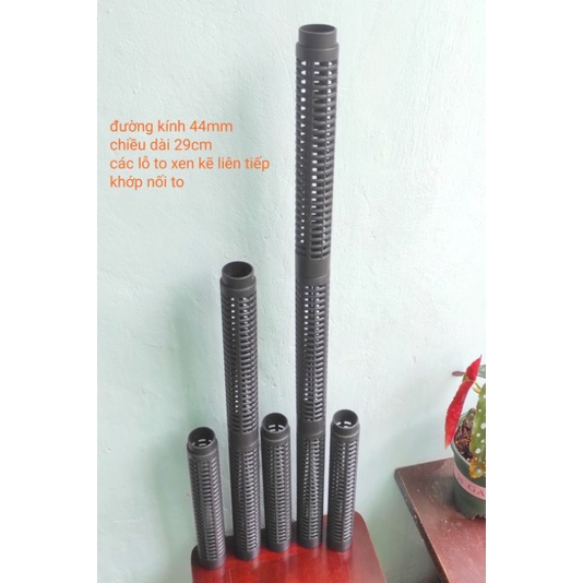 Trụ nhựa trồng cây leo