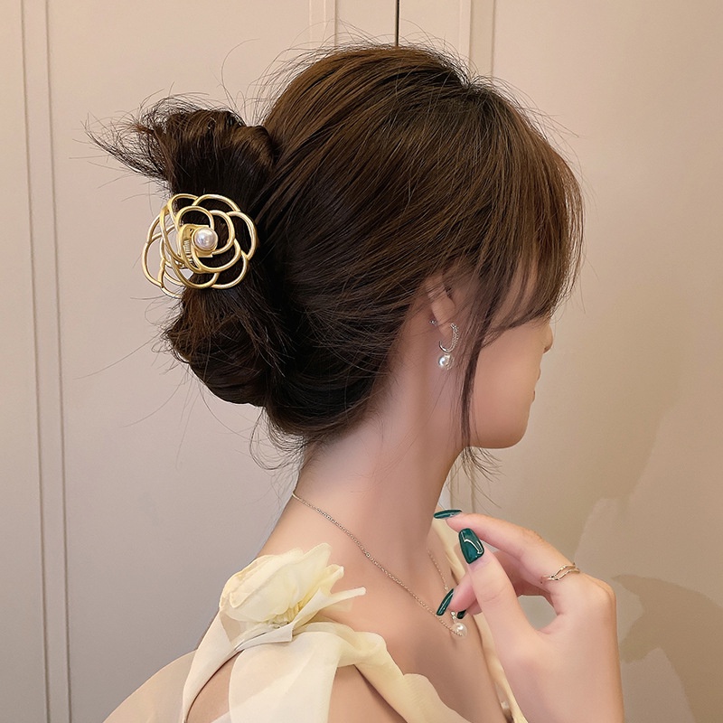 Kẹp Tóc Hình Hoa Trà Đính Ngọc Trai Giả Bằng Hợp Kim Phong Cách Hàn Quốc