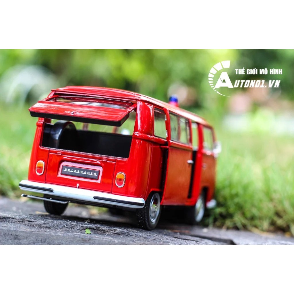 MÔ HÌNH XE VOLKSWAGEN BUS T2 1972 FIRE RED 1:24 WELLY 7028