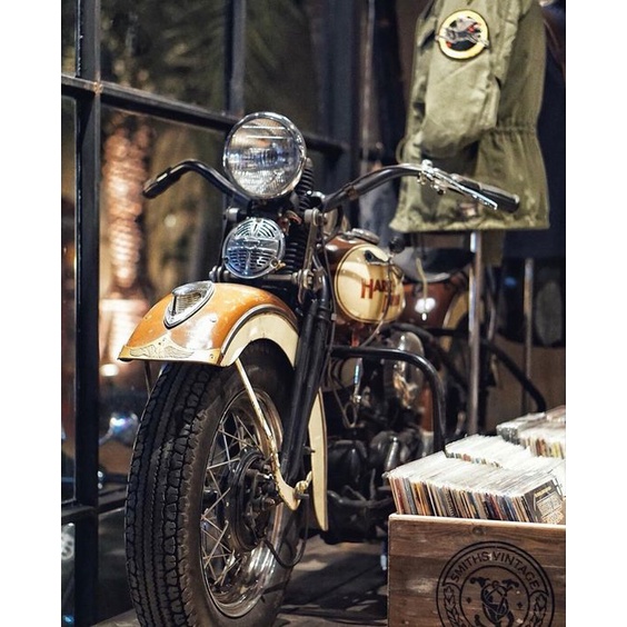 BỘ 25 TẤM DECAL POSTER XE CỔ DÁN TƯỜNG TRANG TRÍ CỬA HÀNG/CAFE CỔ ĐIỂN VINTAGE