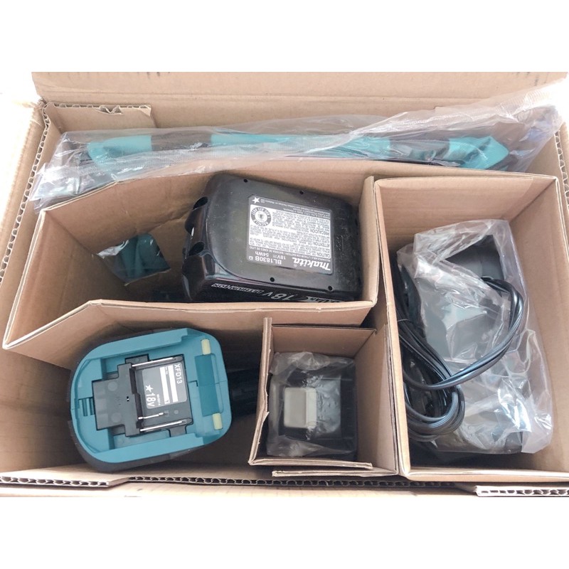 Bộ Combo Makita 18v XT281S