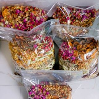 Thảo dược xông mặt