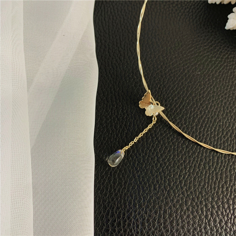 1 Vòng Cổ Choker Hình Bướm Đính Pha Lê Sang Trọng
