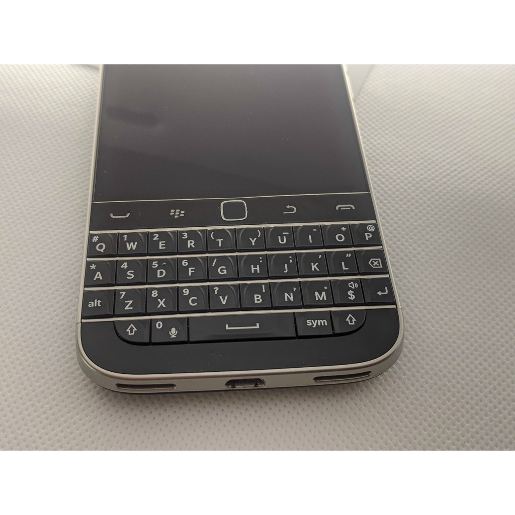 Blackberry Q20 Classic đen