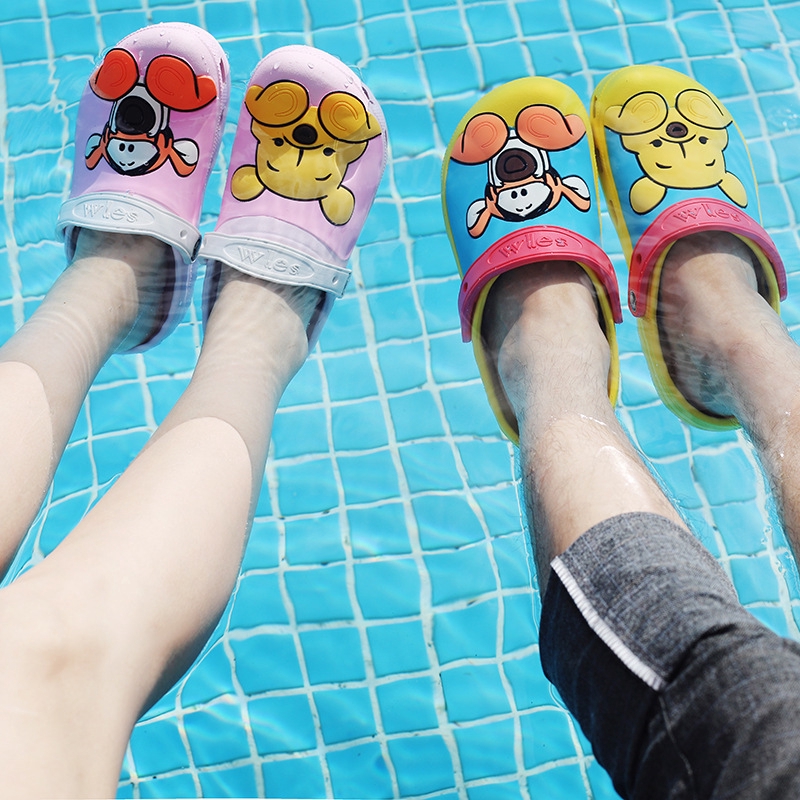 Dép Crocs Hình Gấu Pooh Dễ Thương Size 31-41 Thời Trang Mùa Hè Cho Nữ