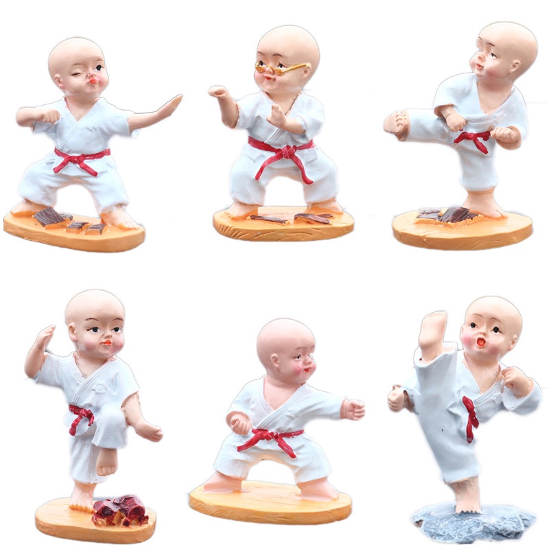 Tượng chú tiểu luyện võ áo trắng KÈM MIẾNG DÁN KEO trang trí ô tô, nhà cửa 💕FREESHIP 50k💕 - Những Điều Bình An