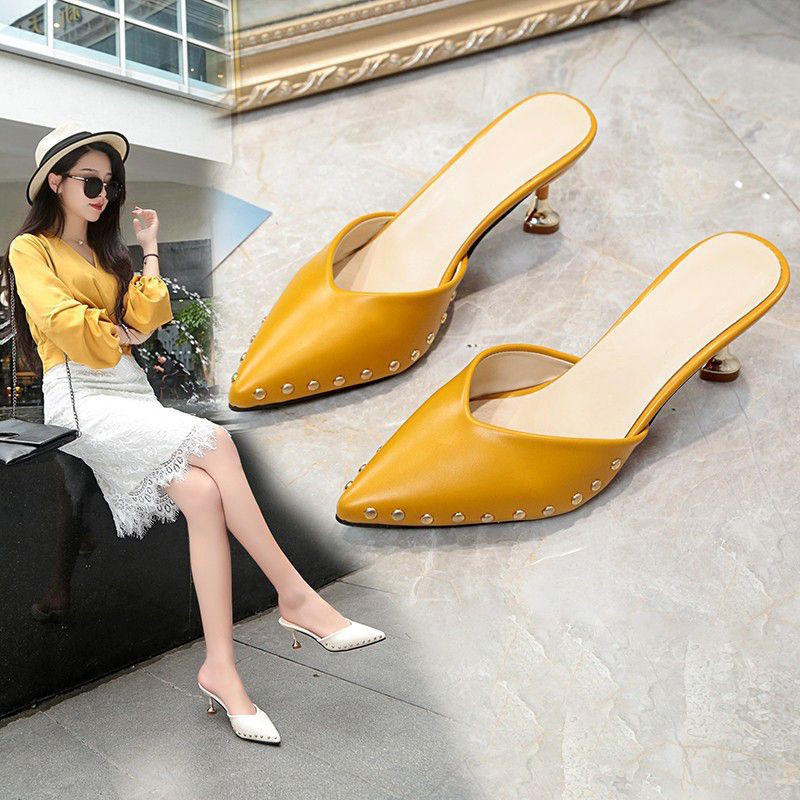 Giày sandal nữ mũi nhọn đính đinh tán gợi cảm