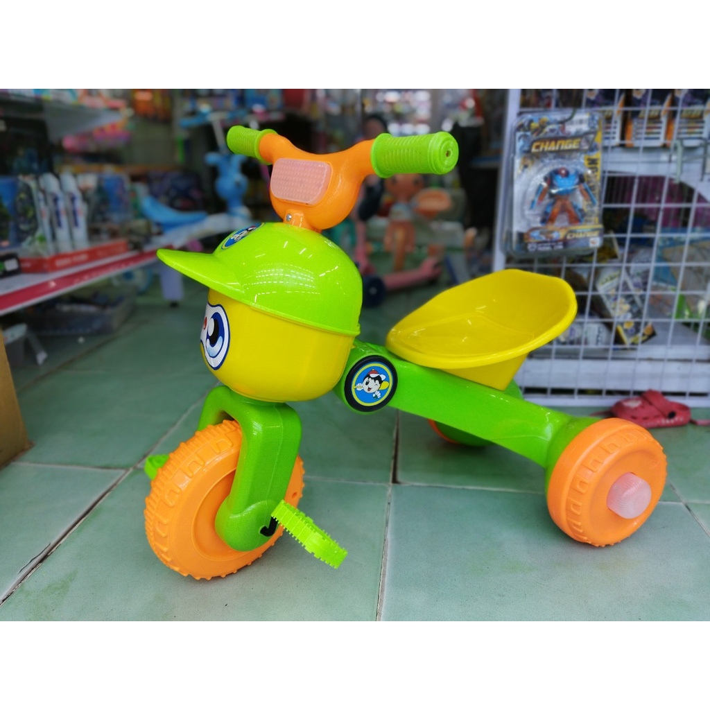 Xe chòi chân - xe 3 bánh có bàn đạp - 2 in 1 - hình CẦU THỦ NHÍ