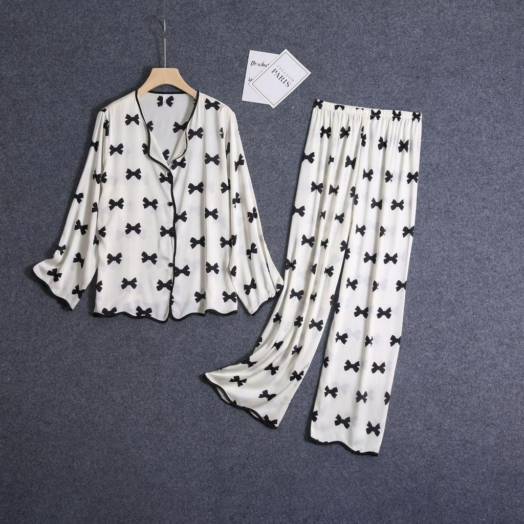 Bộ Đồ Ngủ Tay Dài Thoải Mái Họa Tiết Xinh Xắn Tùy Chọn Cho Nữ