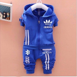 🎒🎒Bộ Adidas cho cả bé trai và bé gái . Các logo Adidas in nổi