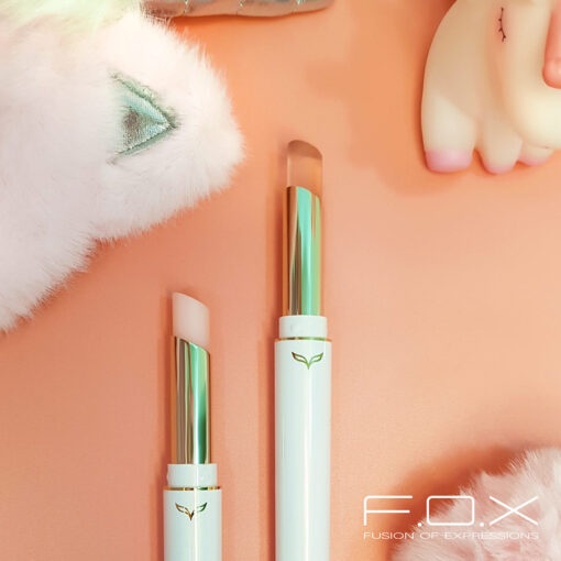 Son gió dưỡng ẩm và bảo vệ môi F.o.x Fusion Of Expressions 2.4g