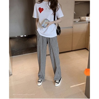 Áo thun basic tim đỏ ❤️ cài kim băng