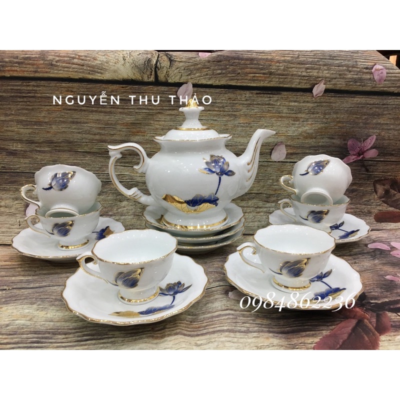 Bộ ấm chén trắng vẽ vàng vẽ cảnh Bát Tràng -DÁNG ẤM PHÚ QUÝ