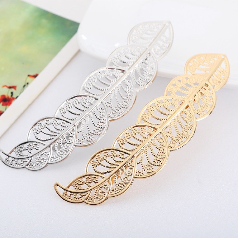 Chiếc lá Chưng mẫu trang trí nail