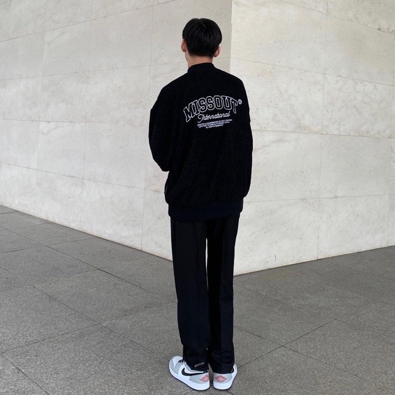 Áo khoát BOMBER missout TYPO full tag hãng chất liệu nhung 2 lớp dày dặn unisex nam nữ