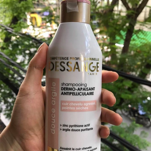 Dầu gội trị gầu dessange