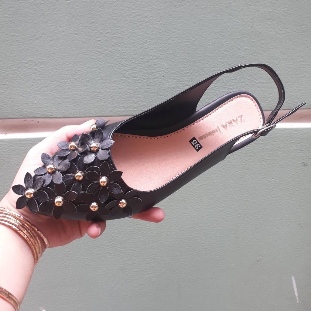 Giày búp bê hoa cúc nhí xinh đính hạt nhuỵ vàng (hình thật) | BigBuy360 - bigbuy360.vn