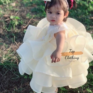 ĐẦM CÔNG CHÚA TÔI ĐÃ THẤY HOA VÀNG TRÊN CỎ XANH - HÌNH THẬT