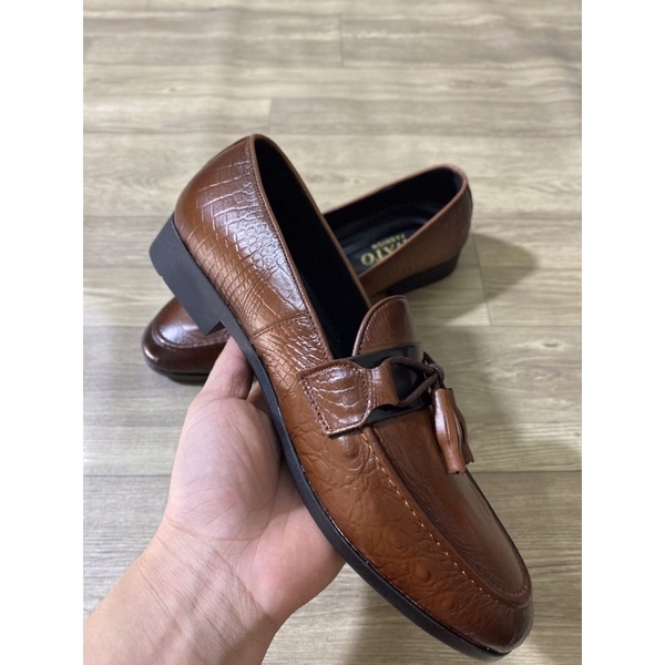 Giày lười nam da bò ĐÁNH MÀU CAO CẤP - ĐẾ KHÂU CỰC BỀN ✅ Giày da nam thời trang 🎁 Màu đen-nâu sang trọng