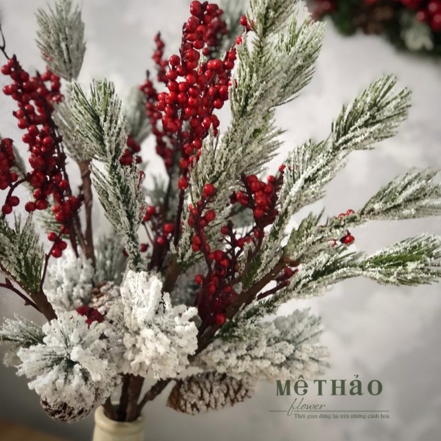 (Giá Tại Xưởng) Cành hoa Noel Trang Trí Giáng Sinh, Decor Phòng Khách, Shop, Studio của Mê Thảo Flower