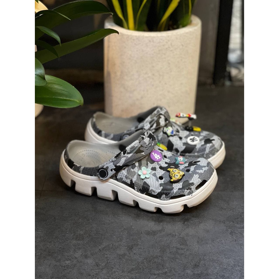 Dép Cross Nam Nữ Duet Sport Camo, Thiết kế đế tank ép nhiệt keo chắc chắn, sục in hoạ tiết đặc sắc-SAUVUIVE