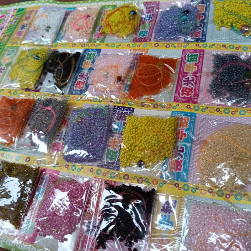 Vỉ 20 gói hạt cườm làm vòng tay