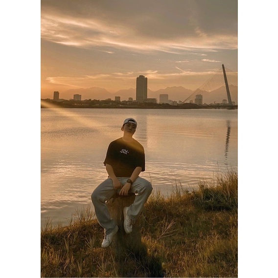 Quần Jean ống rộng kèm xích | BigBuy360 - bigbuy360.vn