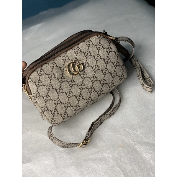 Ví cầm tay 3 ngăn