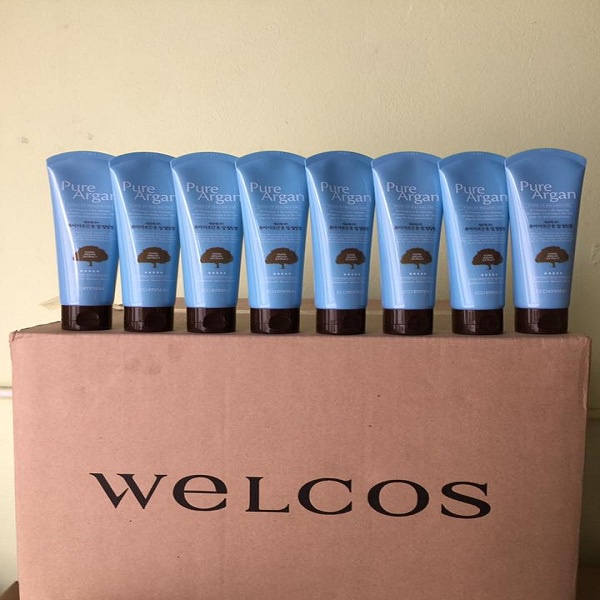 Gel Tẩy Da Chết Dành Cho Da Mặt Welcos Pure Tone Up ❤ Tẩy Sạch❤Dưỡng Ẩm ❤Thông Thoáng Da Hàn Quốc 120gr
