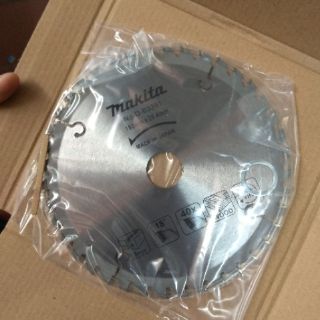 Lưỡi cắt gỗ Makita 180mm